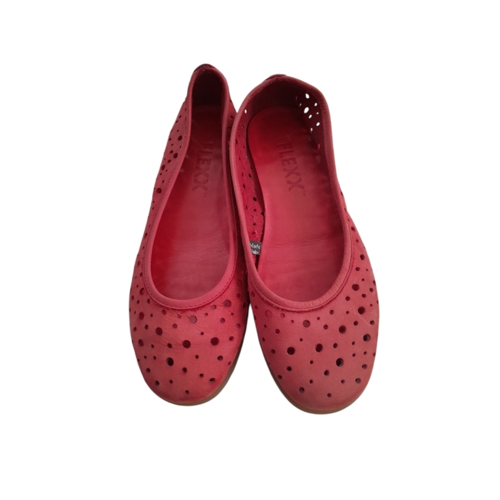 FLEXX  WOMEN'S RUN AWAY WEDGE COMFY RED SUEDE SLIP-ON Shoes Size 6